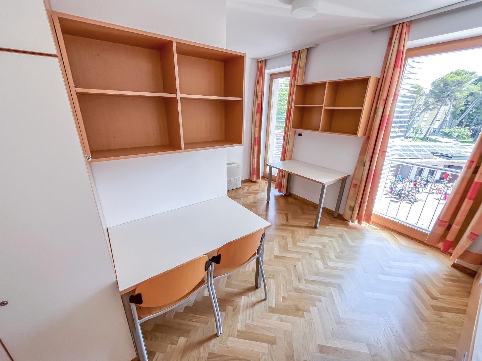 Hostel Sveta Ana Koper Bagian luar foto